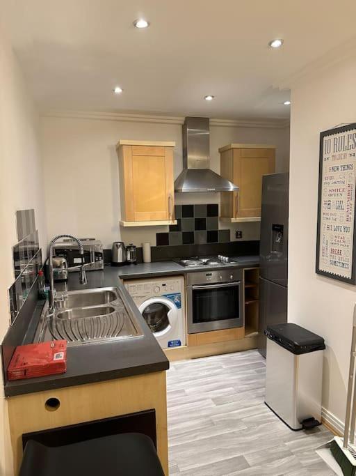 Entire Flat In Ealing Apartment London Luaran gambar