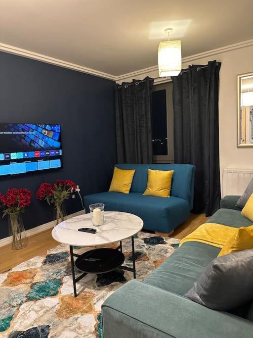 Entire Flat In Ealing Apartment London Luaran gambar
